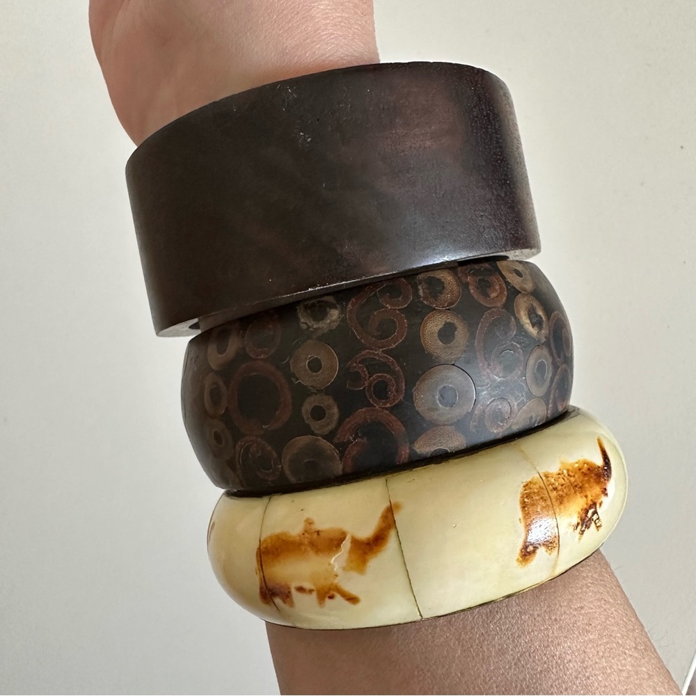 VTG Set of 3 brown earthy chunky bangles ecru cuff bracelets wood handpainted